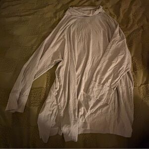 American Eagle Outfitters Cream Long Sleeve Tee